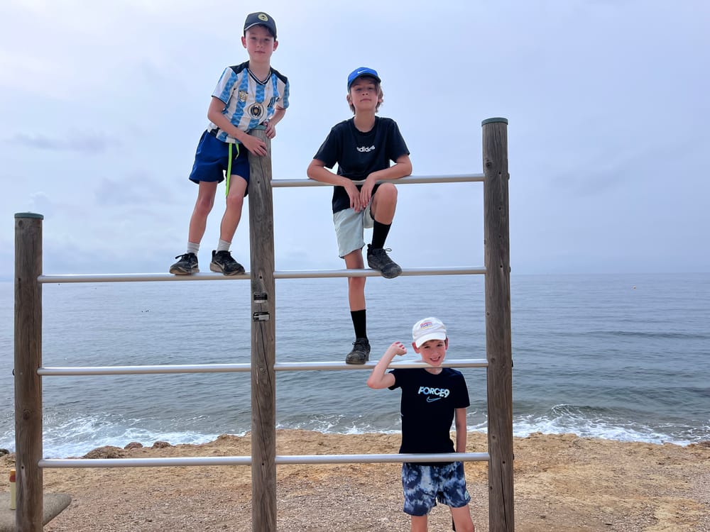 Day 59: Local walks, art and swimming poolside