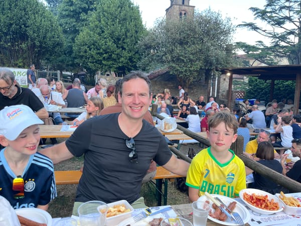 Day 20: Rooster Treks, Poolside Rest, and a Tuscan Town Festival